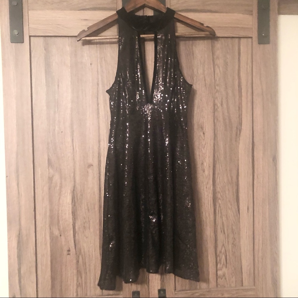 Raga After Dark High Neck Sequin Dress - Picture 10 of 12